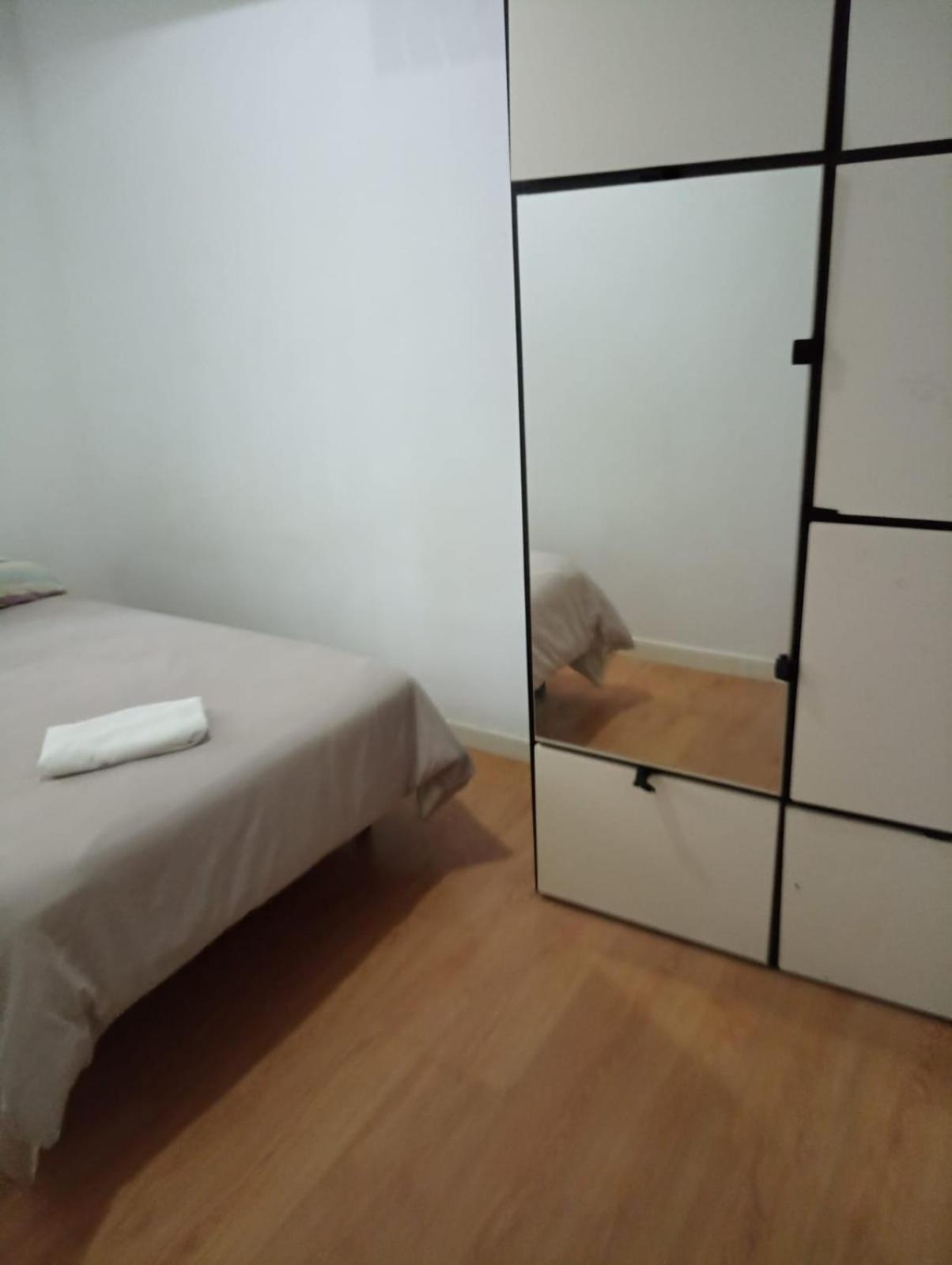 Apartamento 3 Dormitorios En Sanchez Preciados Madrid Eksteriør billede