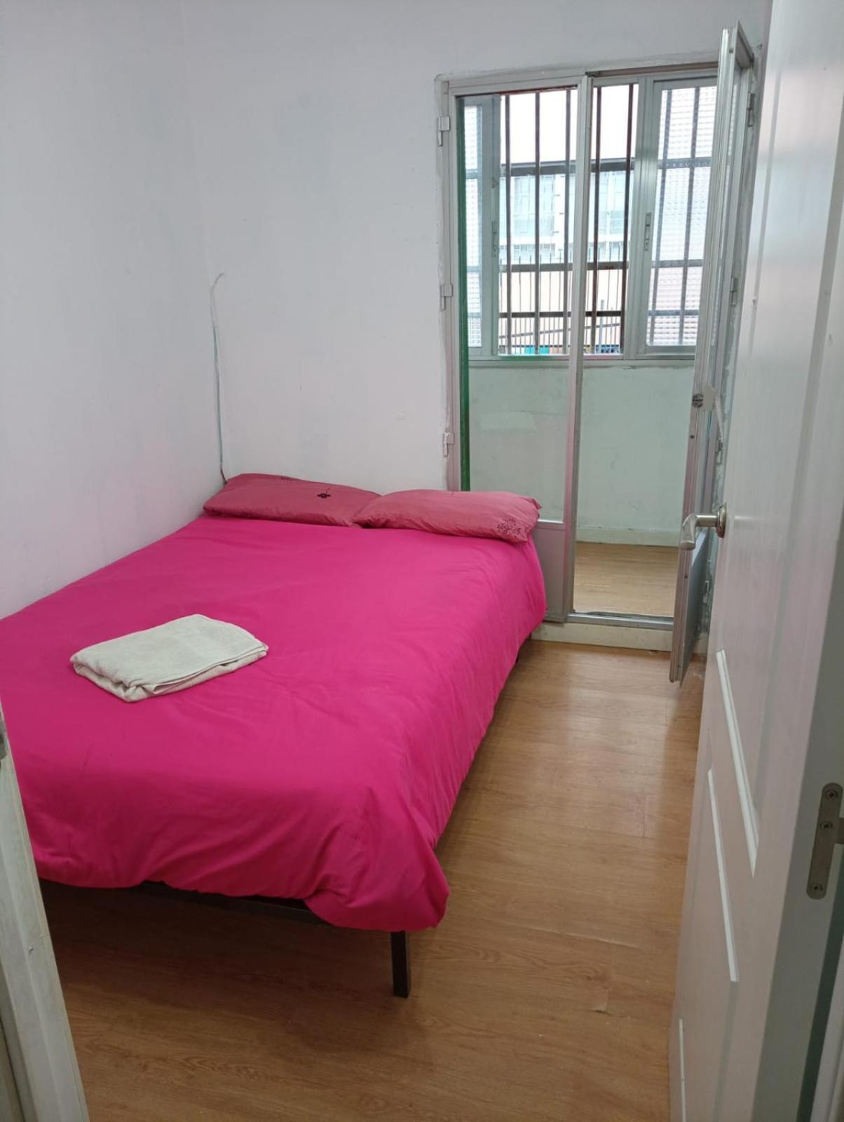 Apartamento 3 Dormitorios En Sanchez Preciados Madrid Eksteriør billede